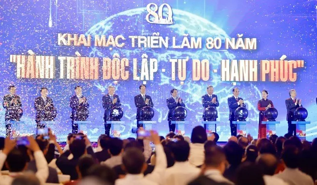 Khai mạc triển lãm Thành tựu đất nước: “80 năm hành trình Độc lập - Tự do - Hạnh phúc”
