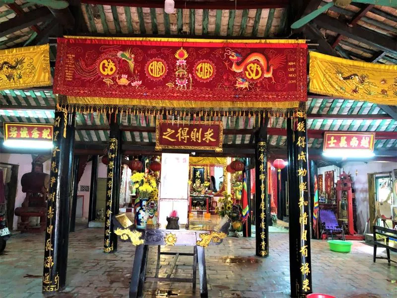 Tiên Sư Cổ Miếu