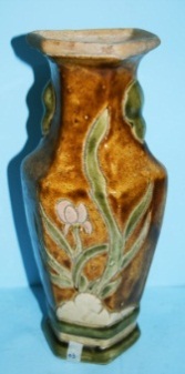 BÌNH CẮM HOA